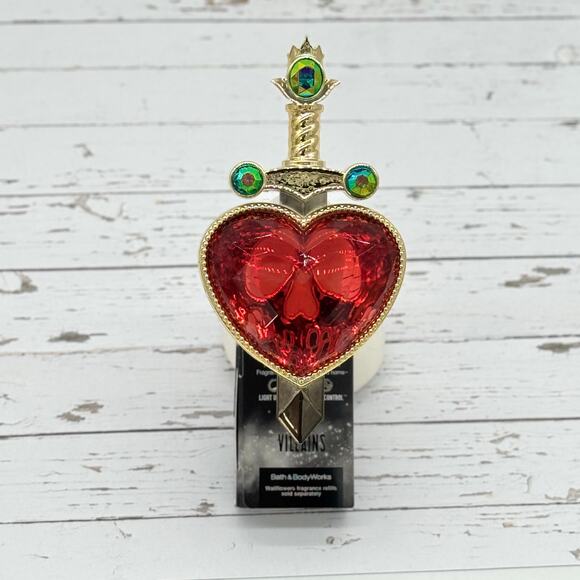 Bath & Body Works Evil Queen Snow White Pierced Heart Nightlight Wallflower NEW - Picture 2 of 6